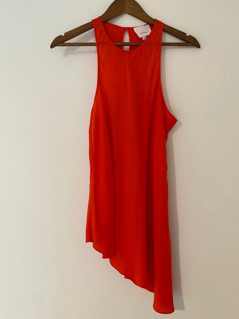 Cinq a Sept Dylan Asymmetric Satintwill Tank Top Tomato Blood Orange Red EUC M